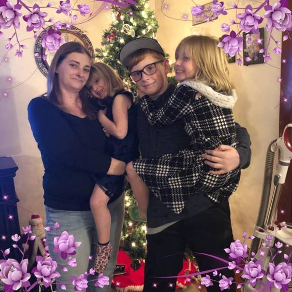 Meet your Posher, Melissa - Picture 1 of 1